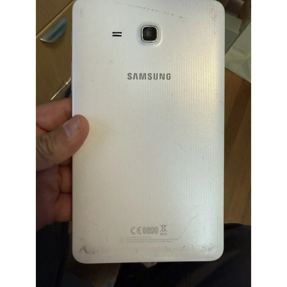 Samsung Galaxy Tab A 7-Inch 8GB Android, ,SM-T280 , Crack Screen And Camera